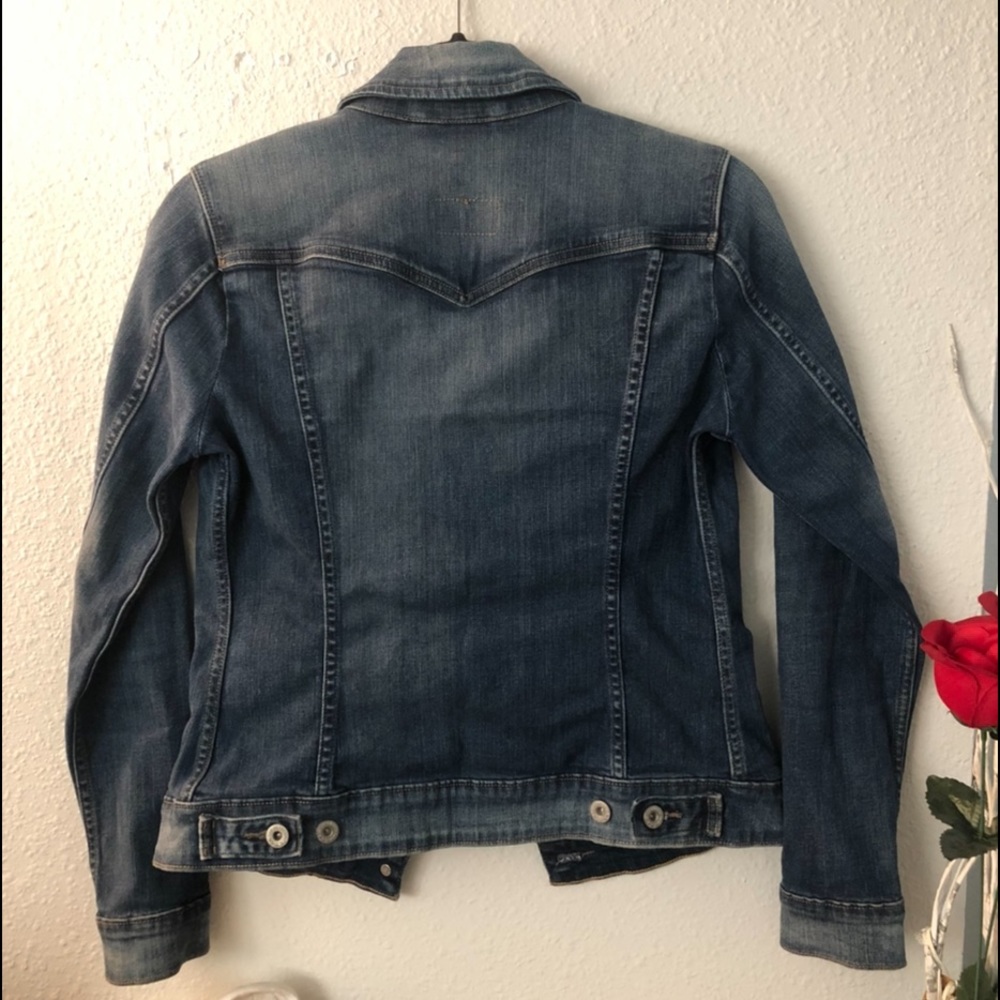 Levi’s Jean Jacket Sz Small - Picture 2 of 6